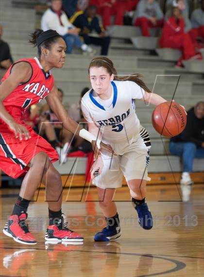 Thumbnail 3 in Marcus @ Hebron photogallery.