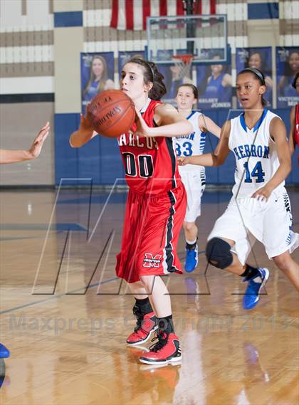 Thumbnail 1 in Marcus @ Hebron photogallery.