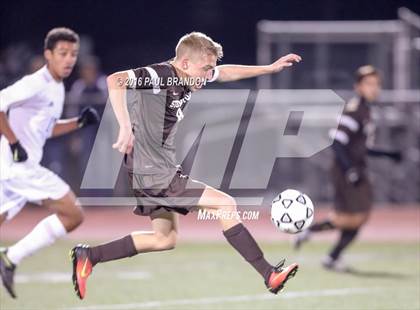 Thumbnail 3 in Stonington vs Bacon Academy (ECC Semifinal) photogallery.