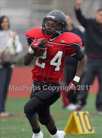 Thumbnail 1 in Salesian vs. Ferndale (CIF NCS D4 Playoffs) photogallery.