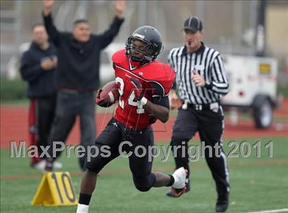 Thumbnail 3 in Salesian vs. Ferndale (CIF NCS D4 Playoffs) photogallery.