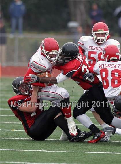 Thumbnail 2 in Salesian vs. Ferndale (CIF NCS D4 Playoffs) photogallery.