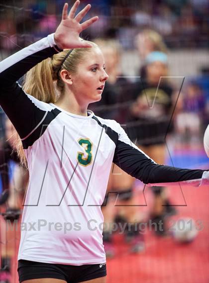 Thumbnail 3 in Manitou Springs vs. Gunnison (CHSAA 3A Pool 2) photogallery.