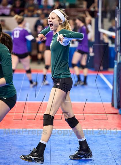 Thumbnail 2 in Manitou Springs vs. Gunnison (CHSAA 3A Pool 2) photogallery.