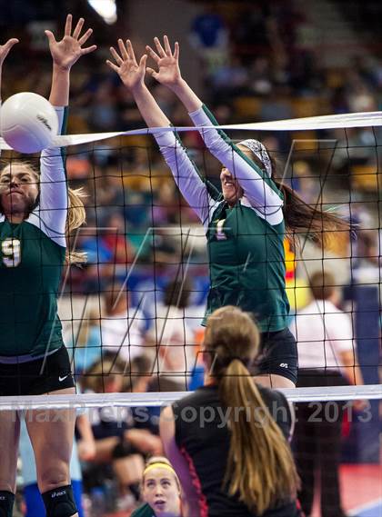 Thumbnail 1 in Manitou Springs vs. Gunnison (CHSAA 3A Pool 2) photogallery.