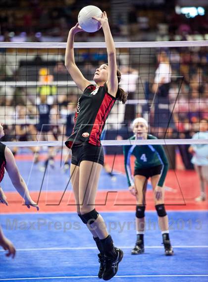 Thumbnail 3 in Manitou Springs vs. Gunnison (CHSAA 3A Pool 2) photogallery.
