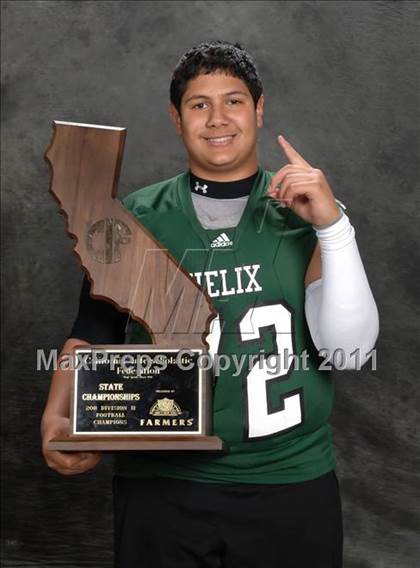 Thumbnail 1 in Helix (CIF State D2 Awards) photogallery.