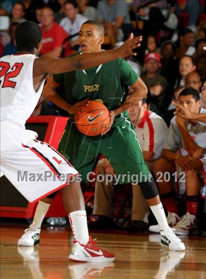 Thumbnail 1 in Orange Lutheran vs. Long Beach Poly (Nike Extravaganza) photogallery.