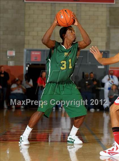Thumbnail 3 in Orange Lutheran vs. Long Beach Poly (Nike Extravaganza) photogallery.