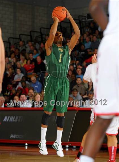 Thumbnail 1 in Orange Lutheran vs. Long Beach Poly (Nike Extravaganza) photogallery.