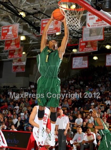 Thumbnail 3 in Orange Lutheran vs. Long Beach Poly (Nike Extravaganza) photogallery.