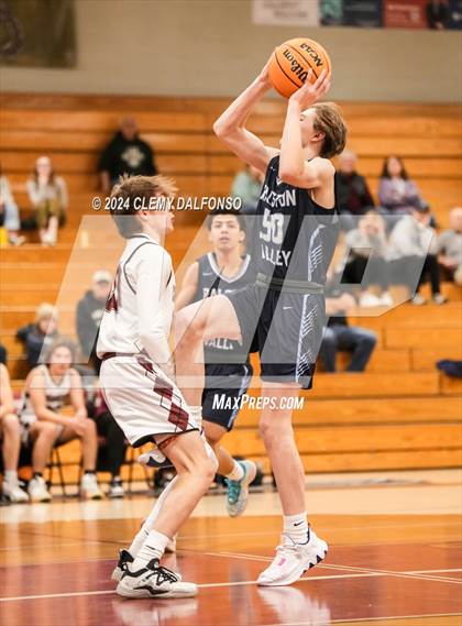 Thumbnail 3 in FR: Ralston Valley @ Chatfield photogallery.