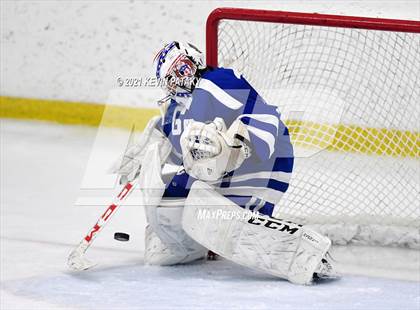 Thumbnail 1 in Glastonbury @ Simsbury photogallery.