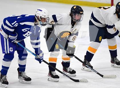 Thumbnail 1 in Glastonbury @ Simsbury photogallery.