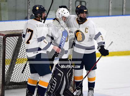 Thumbnail 1 in Glastonbury @ Simsbury photogallery.