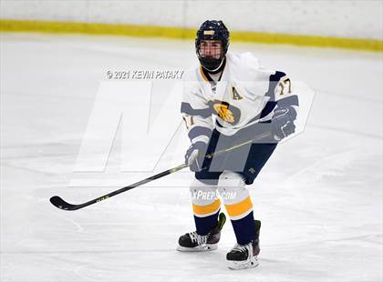 Thumbnail 3 in Glastonbury @ Simsbury photogallery.