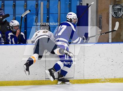 Thumbnail 1 in Glastonbury @ Simsbury photogallery.