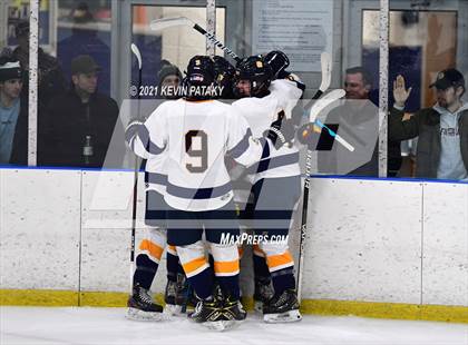 Thumbnail 3 in Glastonbury @ Simsbury photogallery.
