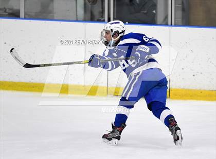 Thumbnail 2 in Glastonbury @ Simsbury photogallery.