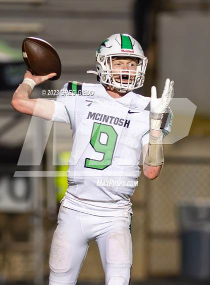 Thumbnail 3 in McIntosh vs. Warner Robins photogallery.