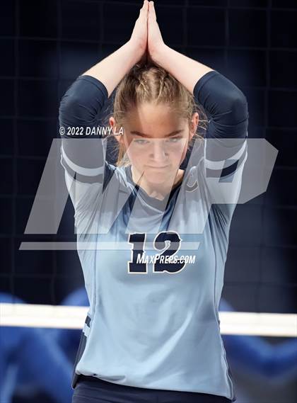 Thumbnail 1 in Charles J. Colgan vs. Alexandria City (VHSL Class 6 State Final) photogallery.