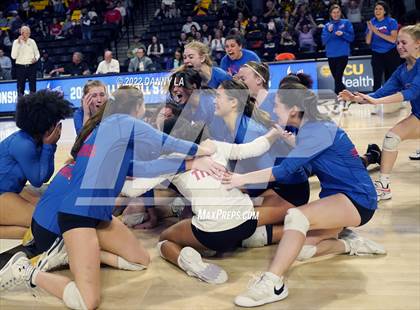 Thumbnail 2 in Charles J. Colgan vs. Alexandria City (VHSL Class 6 State Final) photogallery.