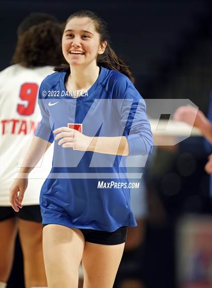 Thumbnail 2 in Charles J. Colgan vs. Alexandria City (VHSL Class 6 State Final) photogallery.