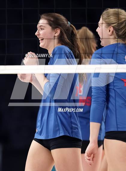 Thumbnail 2 in Charles J. Colgan vs. Alexandria City (VHSL Class 6 State Final) photogallery.