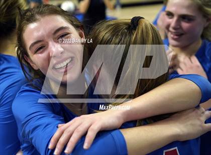 Thumbnail 2 in Charles J. Colgan vs. Alexandria City (VHSL Class 6 State Final) photogallery.
