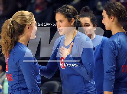 Thumbnail 3 in Charles J. Colgan vs. Alexandria City (VHSL Class 6 State Final) photogallery.