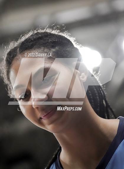 Thumbnail 1 in Charles J. Colgan vs. Alexandria City (VHSL Class 6 State Final) photogallery.