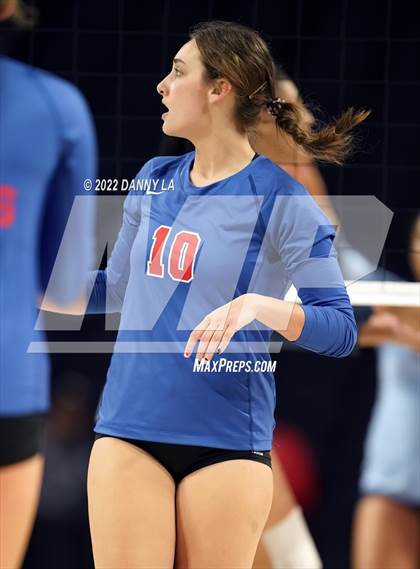 Thumbnail 2 in Charles J. Colgan vs. Alexandria City (VHSL Class 6 State Final) photogallery.