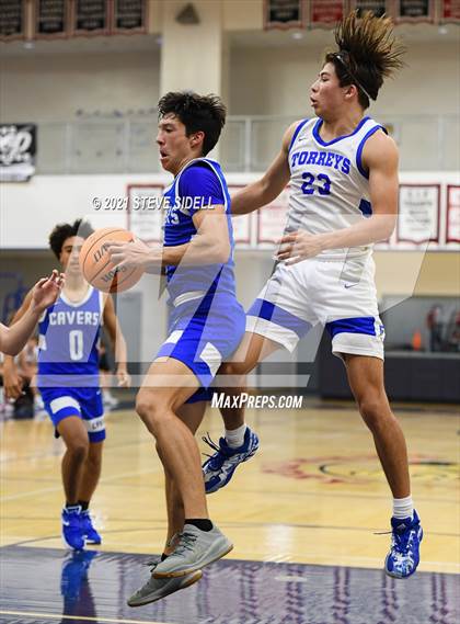 Thumbnail 3 in San Diego vs. La Jolla Country Day photogallery.
