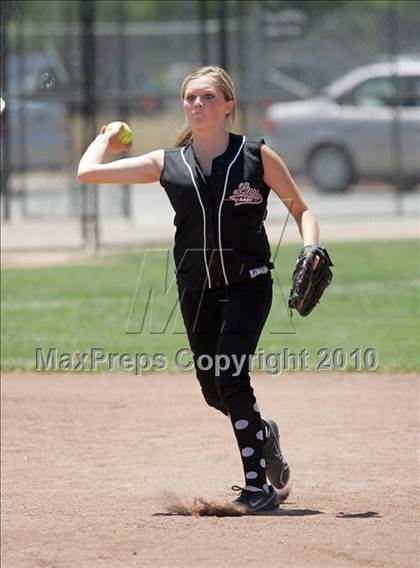 Thumbnail 1 in Elliot Christian vs. Valley Christian (CIF SJS D7 Final) photogallery.