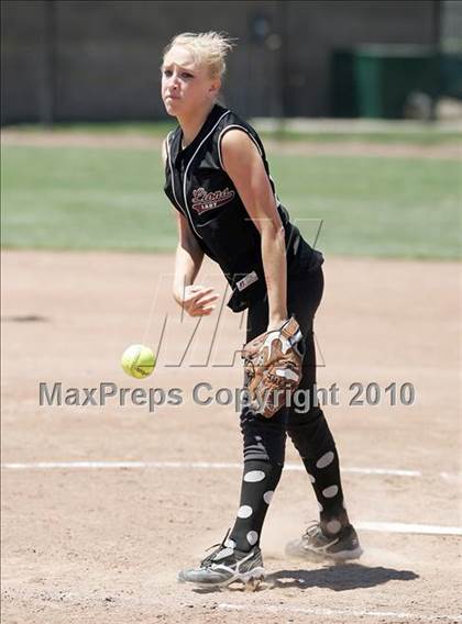 Thumbnail 3 in Elliot Christian vs. Valley Christian (CIF SJS D7 Final) photogallery.