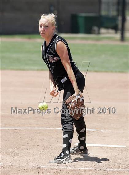 Thumbnail 1 in Elliot Christian vs. Valley Christian (CIF SJS D7 Final) photogallery.