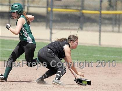 Thumbnail 3 in Elliot Christian vs. Valley Christian (CIF SJS D7 Final) photogallery.