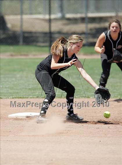 Thumbnail 2 in Elliot Christian vs. Valley Christian (CIF SJS D7 Final) photogallery.