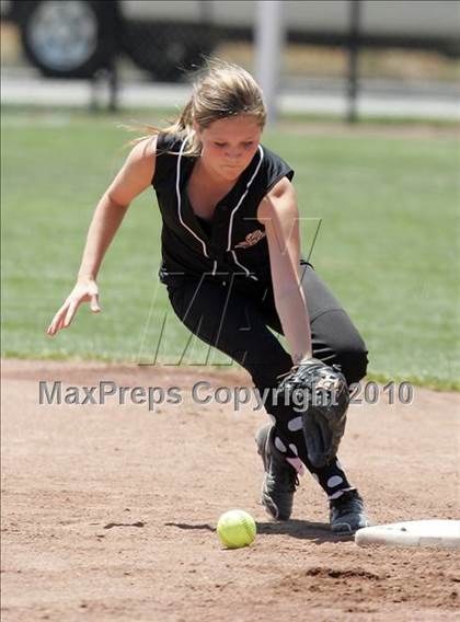 Thumbnail 3 in Elliot Christian vs. Valley Christian (CIF SJS D7 Final) photogallery.