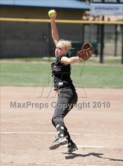 Thumbnail 1 in Elliot Christian vs. Valley Christian (CIF SJS D7 Final) photogallery.