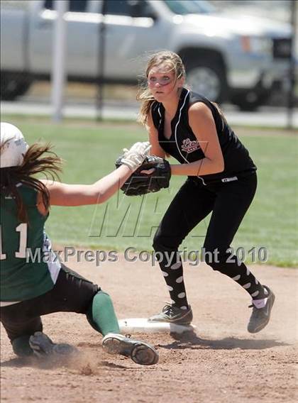 Thumbnail 1 in Elliot Christian vs. Valley Christian (CIF SJS D7 Final) photogallery.