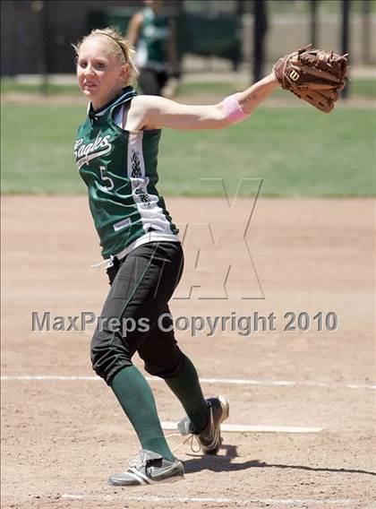 Thumbnail 2 in Elliot Christian vs. Valley Christian (CIF SJS D7 Final) photogallery.
