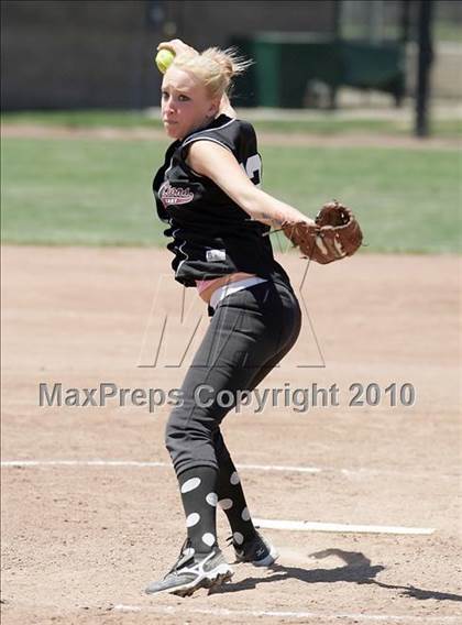 Thumbnail 3 in Elliot Christian vs. Valley Christian (CIF SJS D7 Final) photogallery.