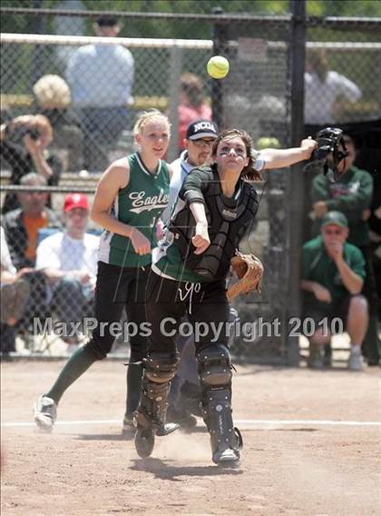 Thumbnail 2 in Elliot Christian vs. Valley Christian (CIF SJS D7 Final) photogallery.