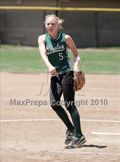 Thumbnail 2 in Elliot Christian vs. Valley Christian (CIF SJS D7 Final) photogallery.