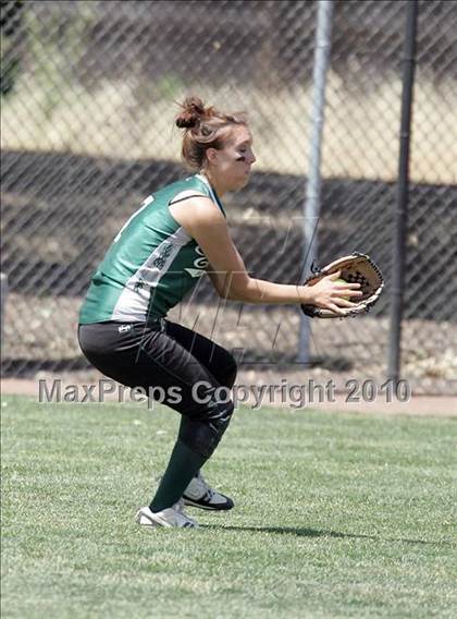 Thumbnail 2 in Elliot Christian vs. Valley Christian (CIF SJS D7 Final) photogallery.