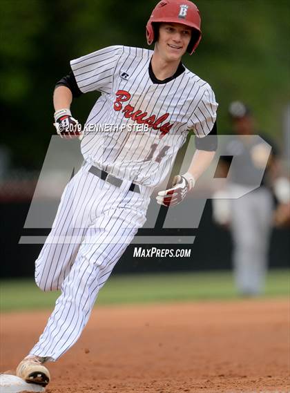 Thumbnail 1 in St. James @ Brusly (LHSAA 3A Bi-District Playoff) photogallery.