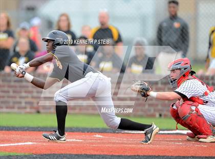Thumbnail 2 in St. James @ Brusly (LHSAA 3A Bi-District Playoff) photogallery.