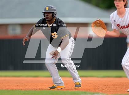 Thumbnail 3 in St. James @ Brusly (LHSAA 3A Bi-District Playoff) photogallery.
