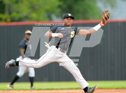 Thumbnail 1 in St. James @ Brusly (LHSAA 3A Bi-District Playoff) photogallery.